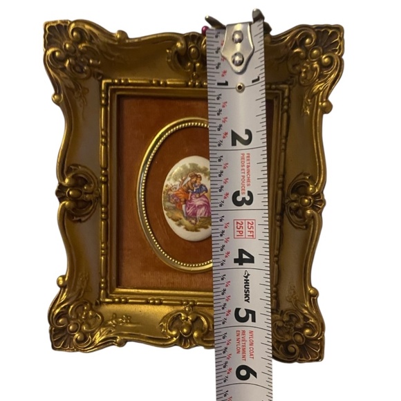 Vintage mini Fragonard ceramic & velvet gold framed pics. 3 pce - Picture 8 of 16